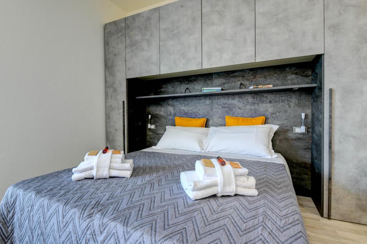Studio Baldo - Brenzone Holiday Apartments エクステリア 写真