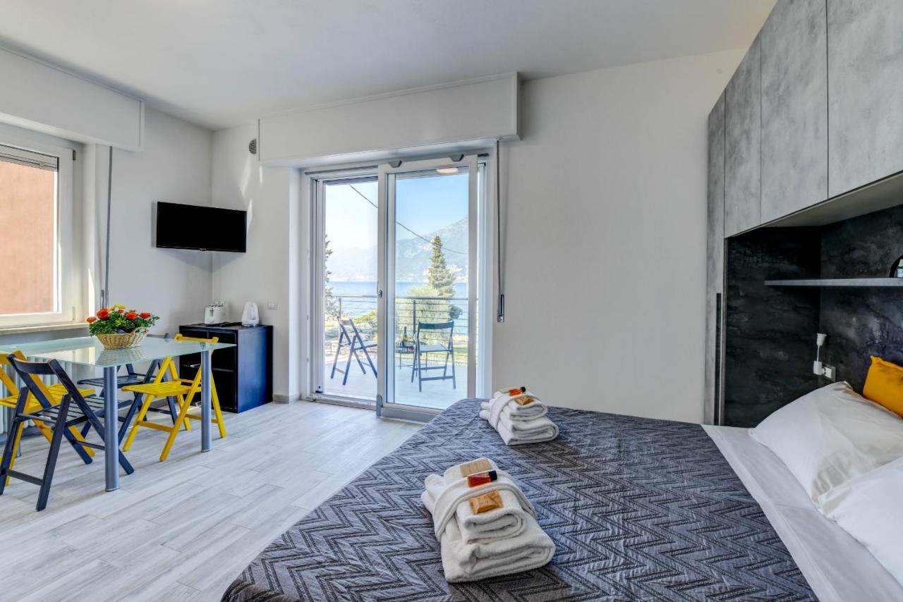 Studio Baldo - Brenzone Holiday Apartments エクステリア 写真