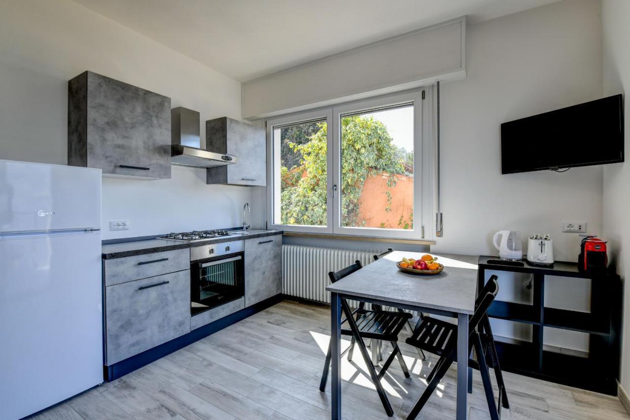 Studio Baldo - Brenzone Holiday Apartments エクステリア 写真
